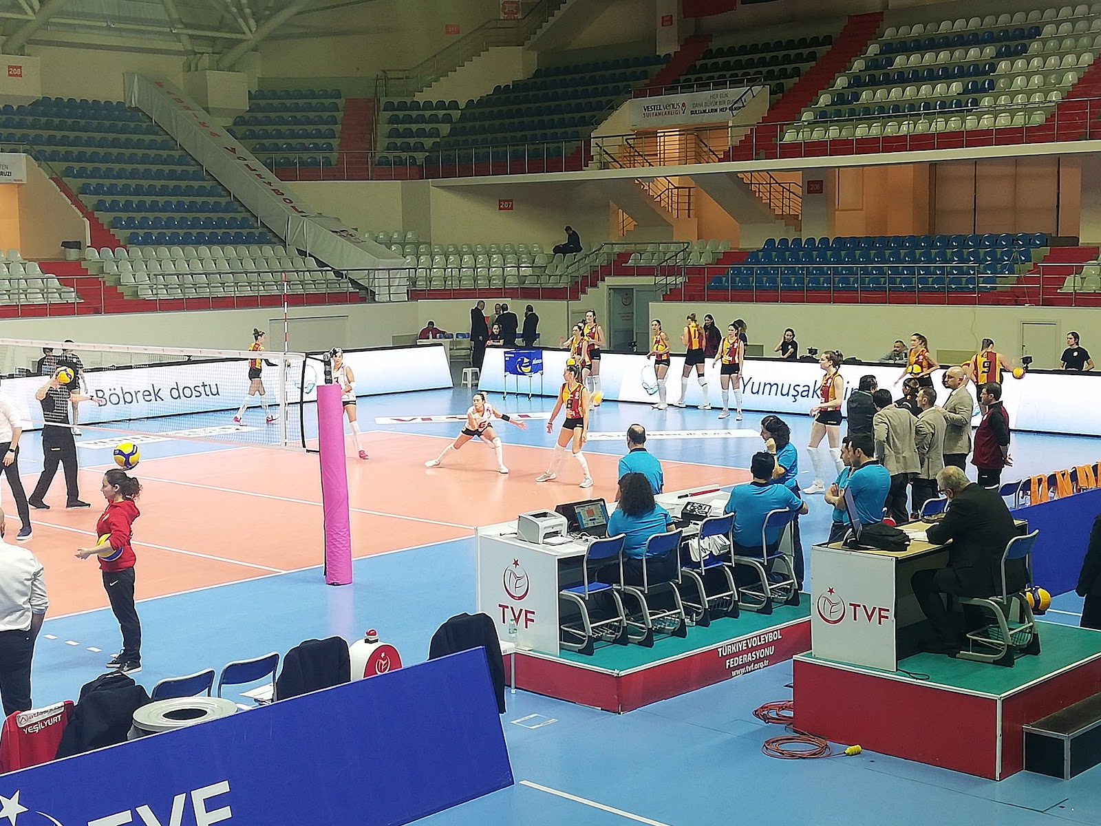 Burhan Felek Atletizm Sahası - Üsküdar Spor Tesisi - Görsel 2