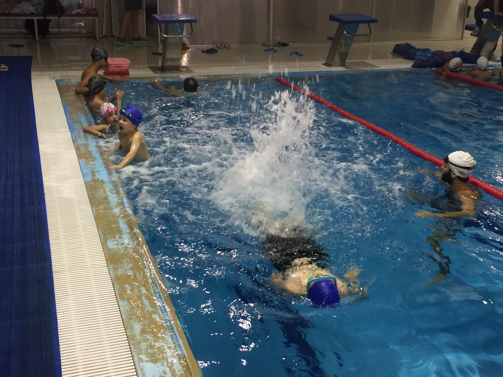 Buz Yüzme Kulübü - Maltepe Spor Tesisi - Görsel 3