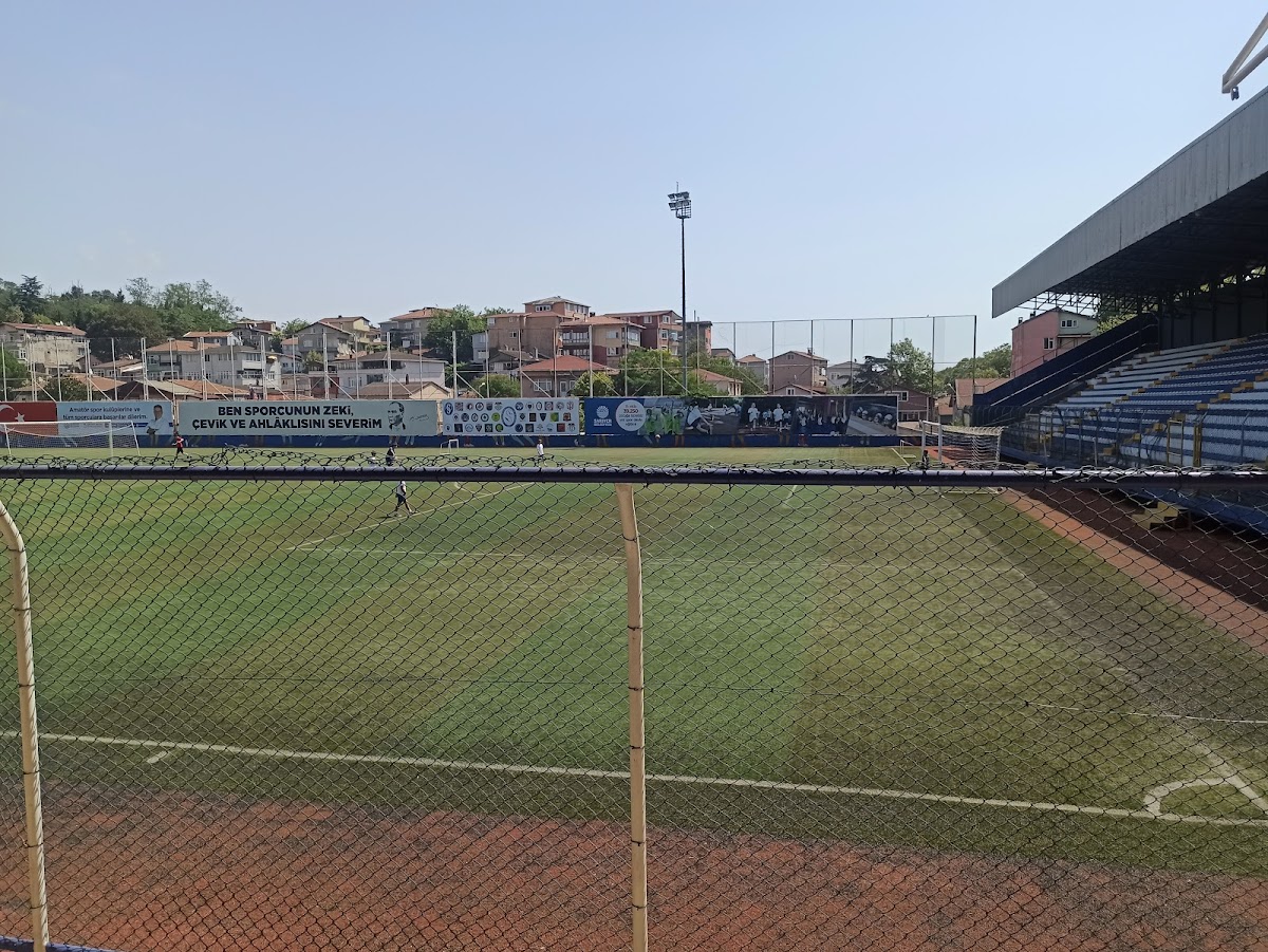 Çayırbaşı Mahmut Sedat Özsoy Stadı - Sarıyer Spor Tesisi - Görsel 2