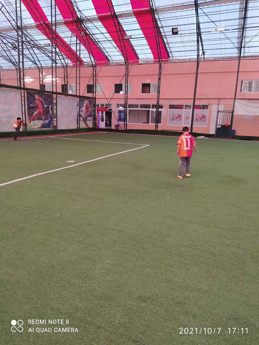 Cihan Halı Saha - Sultanbeyli Spor Tesisi - Görsel 1