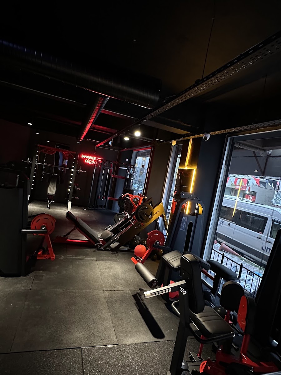 Elysium Sports Center - Şişli Spor Tesisi - Görsel 2