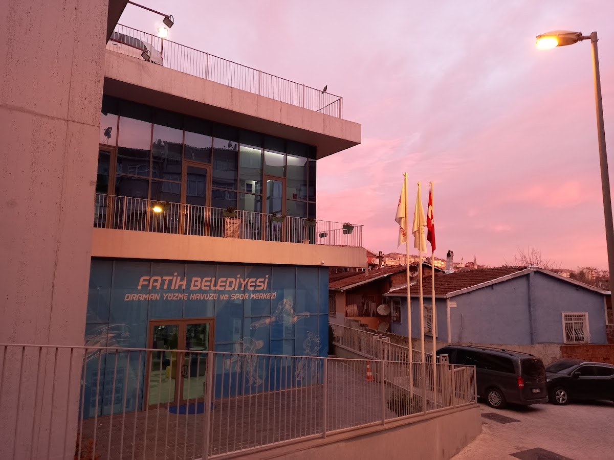 Fatih Belediyesi Draman Yüzme Havuzu ve Spor Kompleksi - Fatih Spor Tesisi - Görsel 4