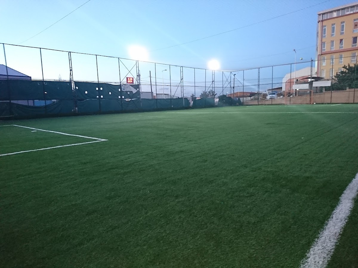 Ferhatpaşa Halı Saha ve Spor Tesisleri