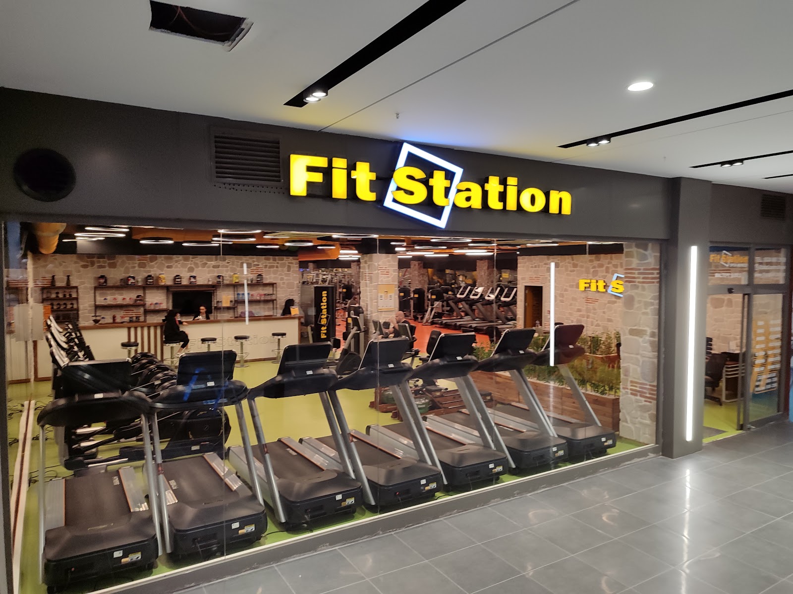 Fit Station Maltepe - Maltepe Spor Tesisi - Görsel 4