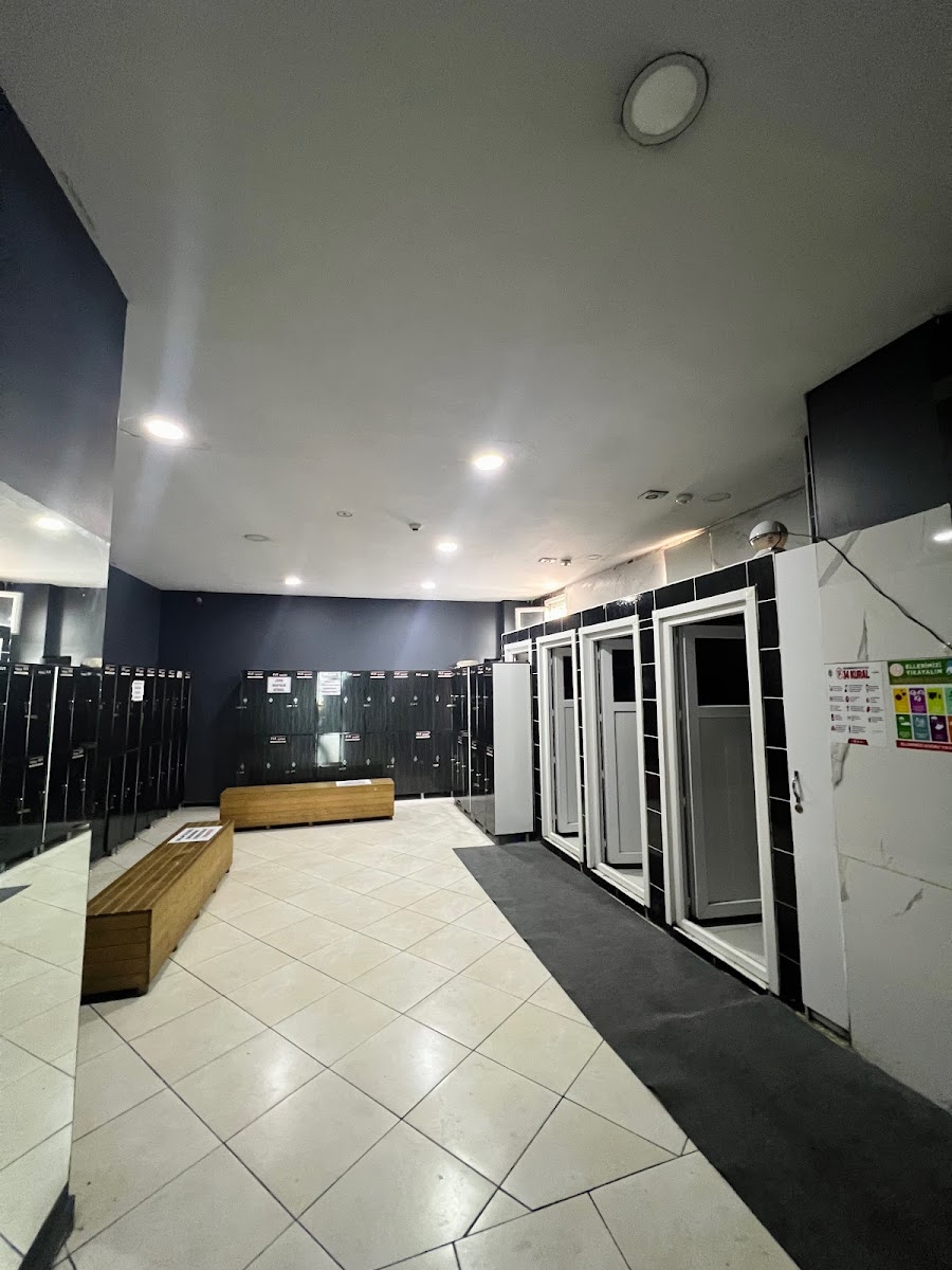 Flex Gym Bağlarbaşı - Gaziosmanpaşa Spor Tesisi - Görsel 4