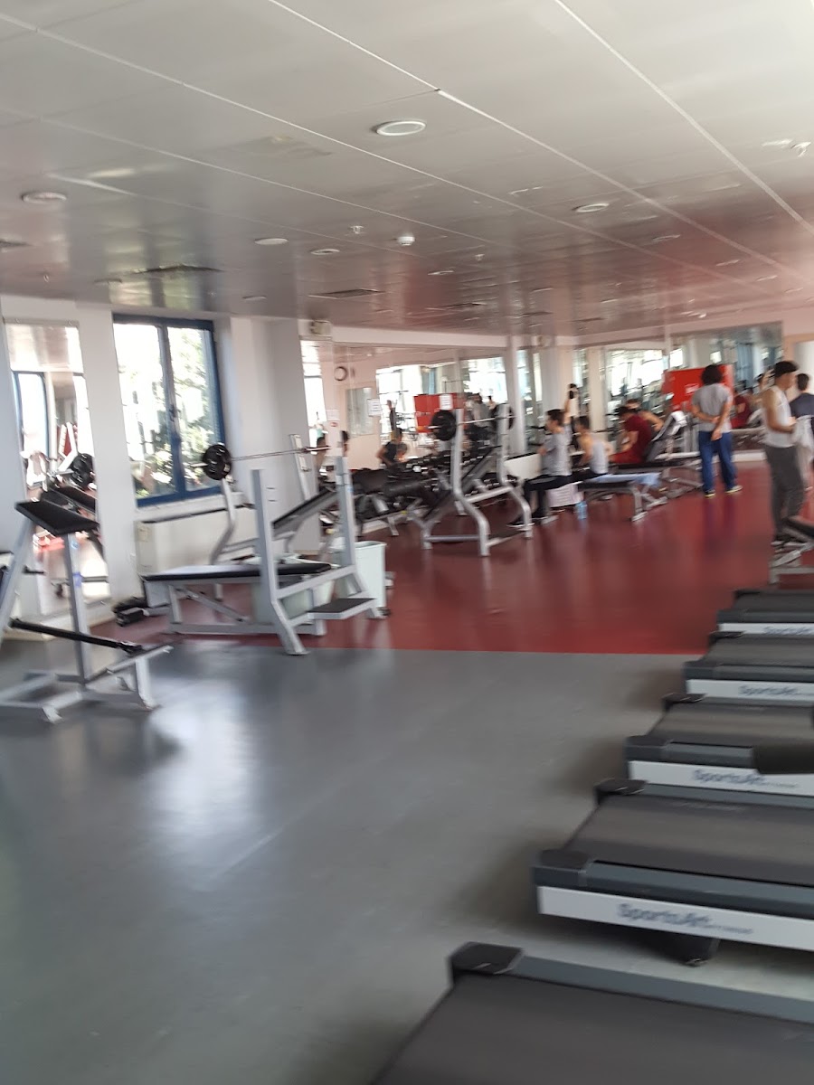 İBB Çakmak Yüzme Havuzu - Ümraniye Spor Tesisi - Görsel 4