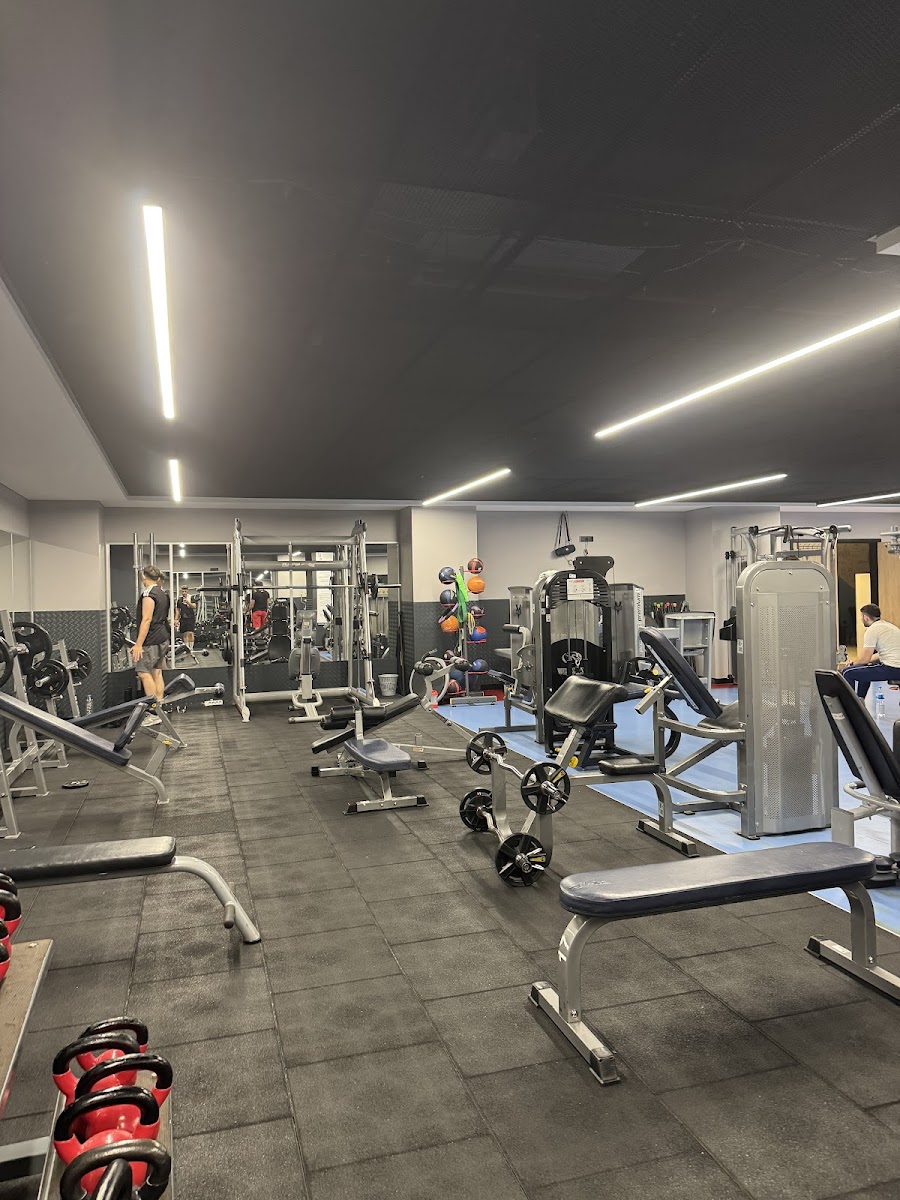 İBB Güngören Spor Merkezi - Güngören Spor Tesisi - Görsel 2