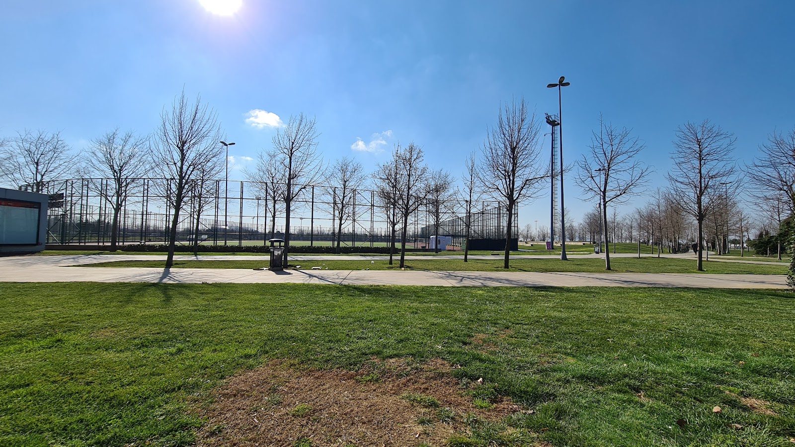 İBB Maltepe Sahil Spor Tesisleri (Orhangazi Şehir Parkı) - Maltepe Spor Tesisi - Görsel 3