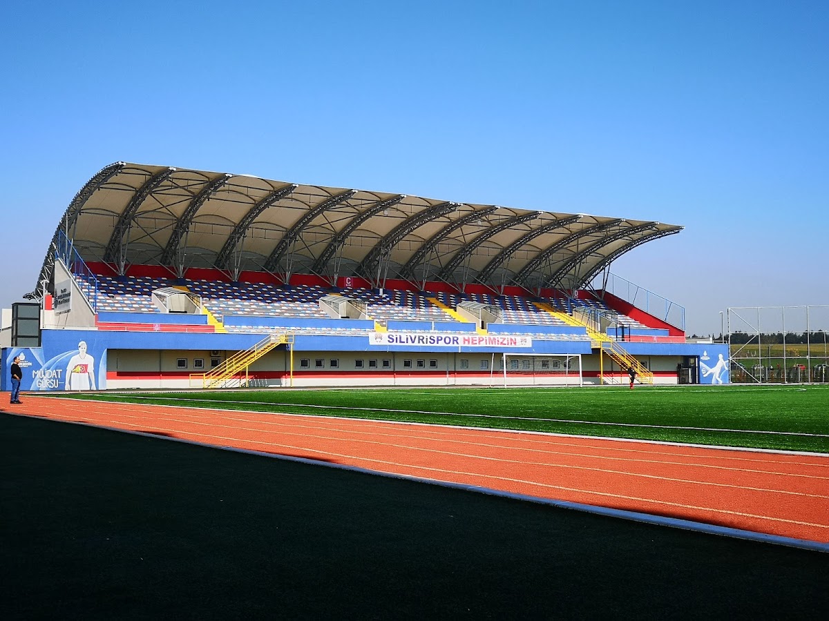 İBB Müjdat Gürsu Spor Tesisleri ve Stadı - Silivri Futbol Tesisi