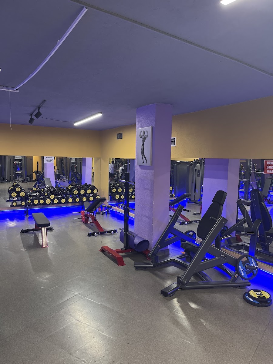 KB Team Korhan Ballı Spor Salonu - Şişli Spor Tesisi - Görsel 5