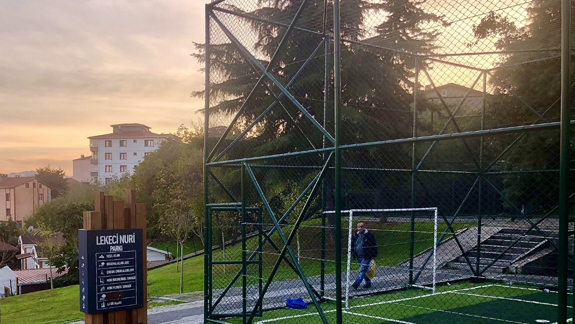 Lekeci Nuri Parkı Halı Sahası - Üsküdar Spor Tesisi - Görsel 1