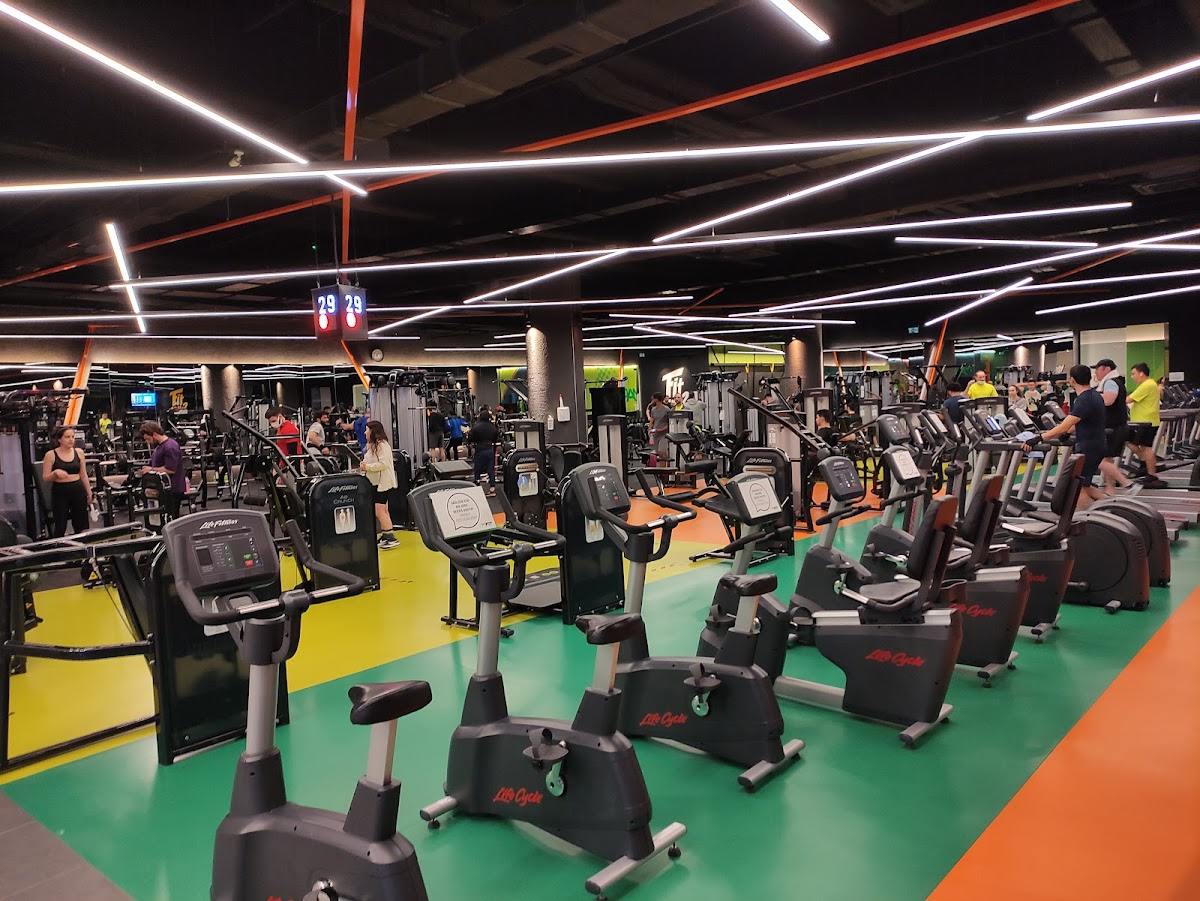 MACFit Cevahir AVM - Şişli Spor Tesisi - Görsel 2