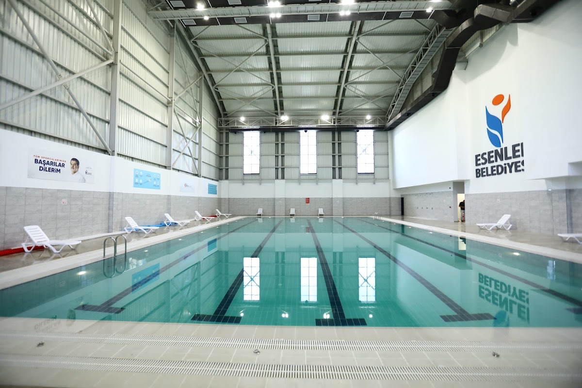 Mehmet Öcalan Spor Kompleksi - Esenler Yüzme Tesisi