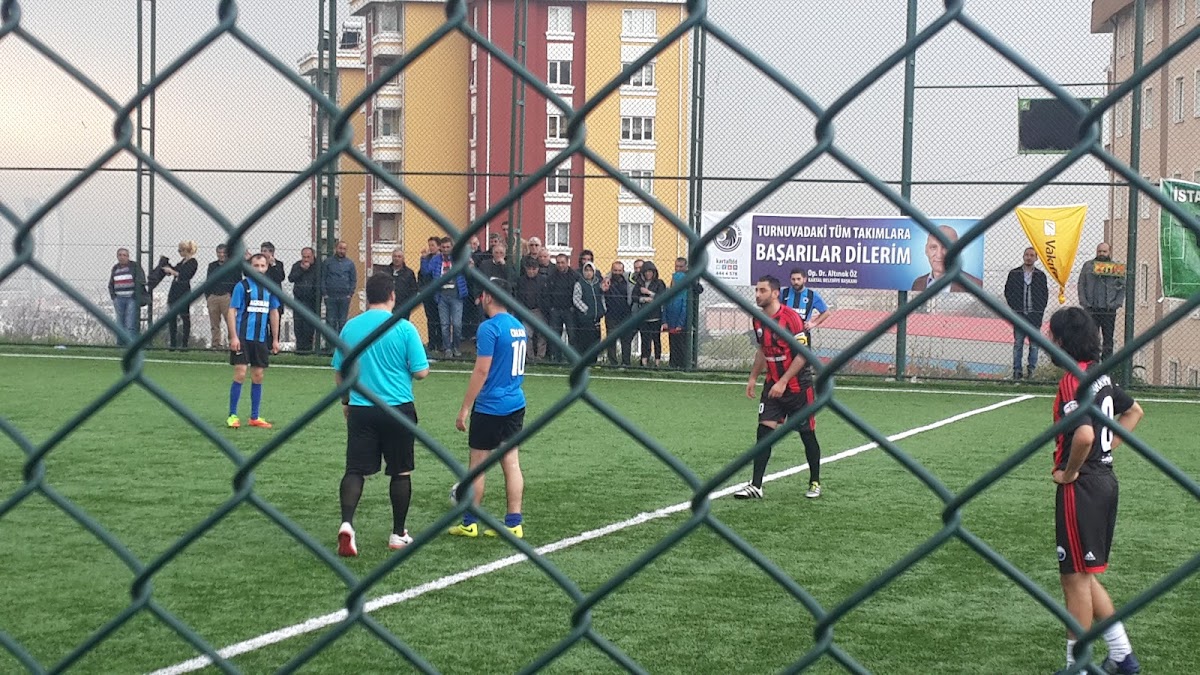 Öncü Halı Saha & Cafe - Kartal Spor Tesisi - Görsel 2