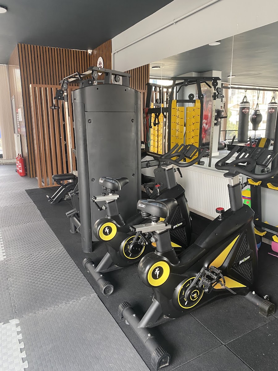 Önel Spor Kulübü - Pendik Spor Tesisi - Görsel 2