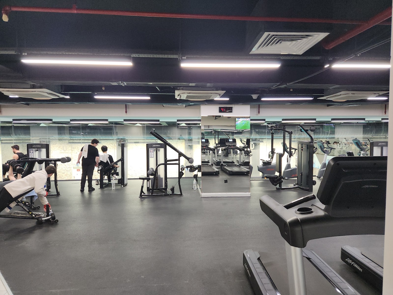 Prof. Dr. Raşit Küçük Gençlik ve Spor Merkezi - Üsküdar Spor Tesisi - Görsel 4