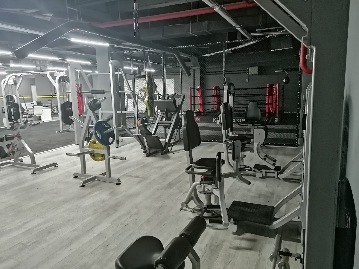 Que Fitness Club - Güngören Fitness Tesisi