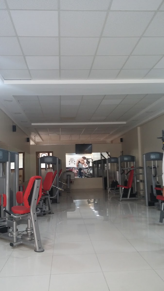 Real Power Fitness Club - Zeytinburnu Fitness Tesisi