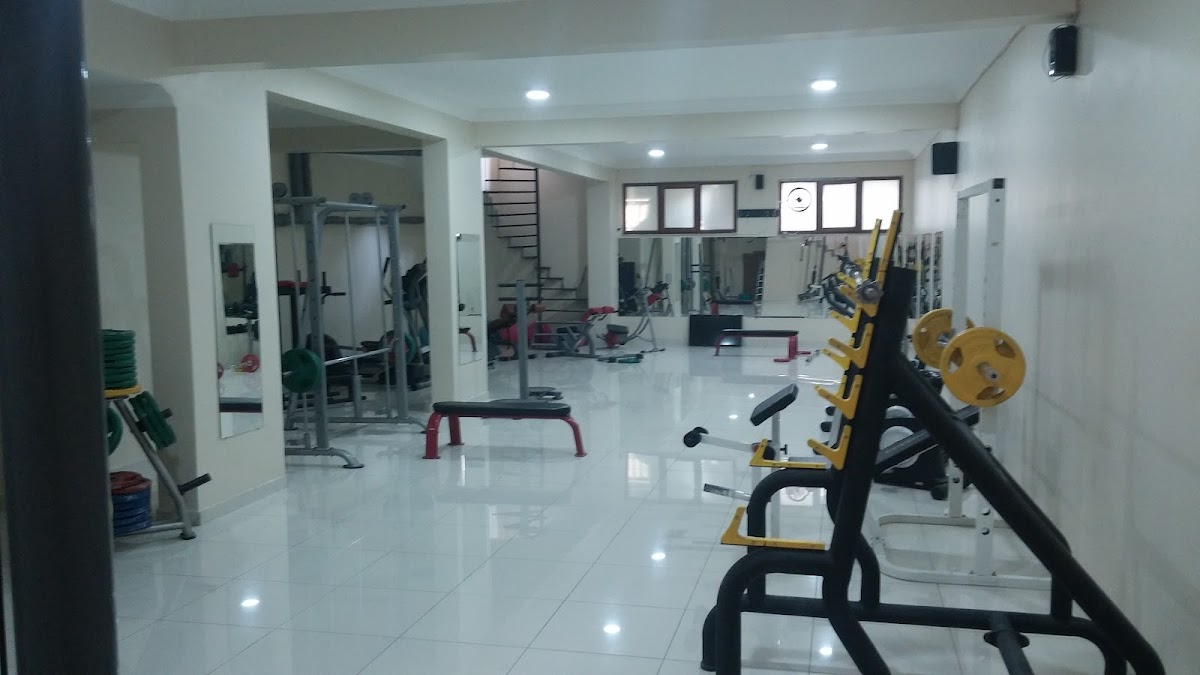 Real Power Fitness Club - Zeytinburnu Spor Tesisi - Görsel 3