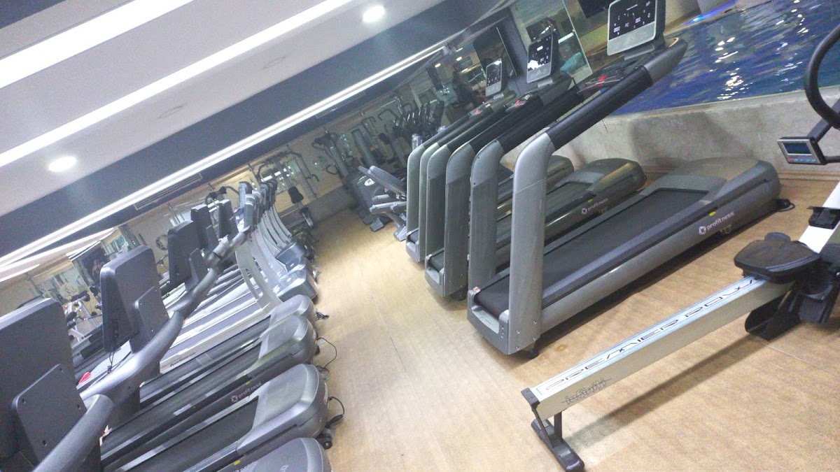 Rox Fitness & Spa - Güngören Spor Tesisi - Görsel 7