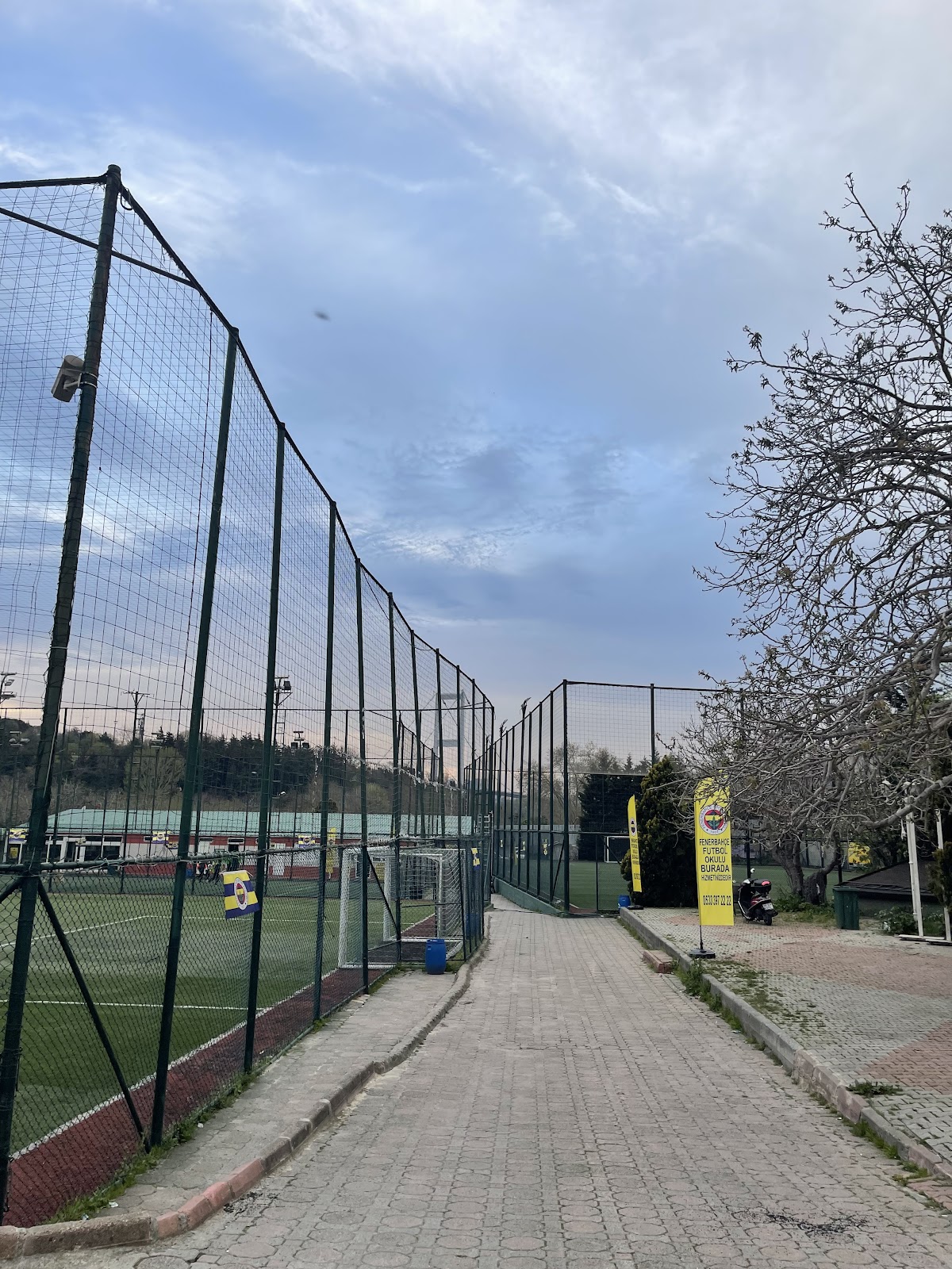 Şampiyon Halı Saha - Üsküdar Spor Tesisi - Görsel 1