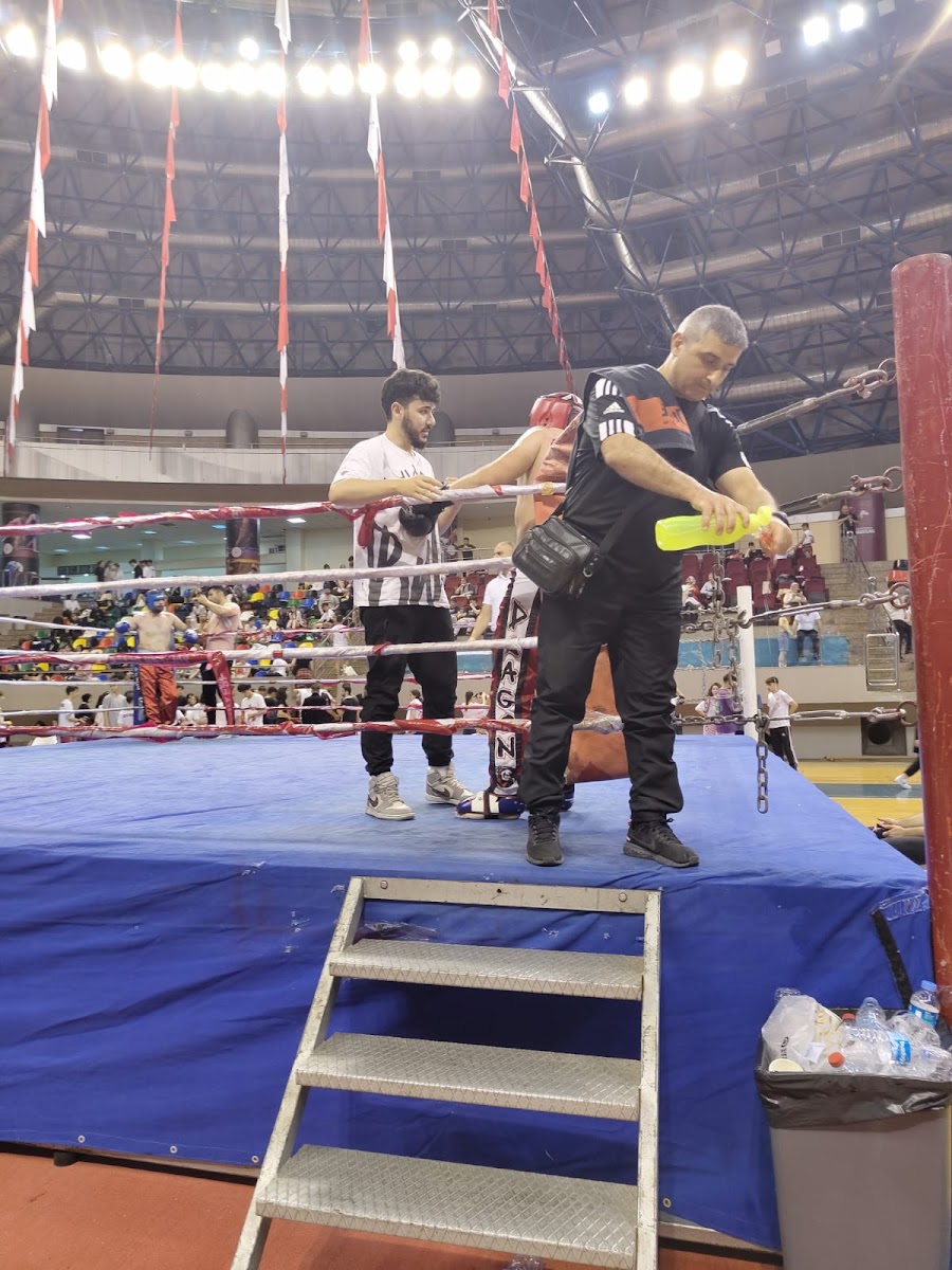 Savaş Spor Kulübü - Kartal Spor Tesisi - Görsel 4