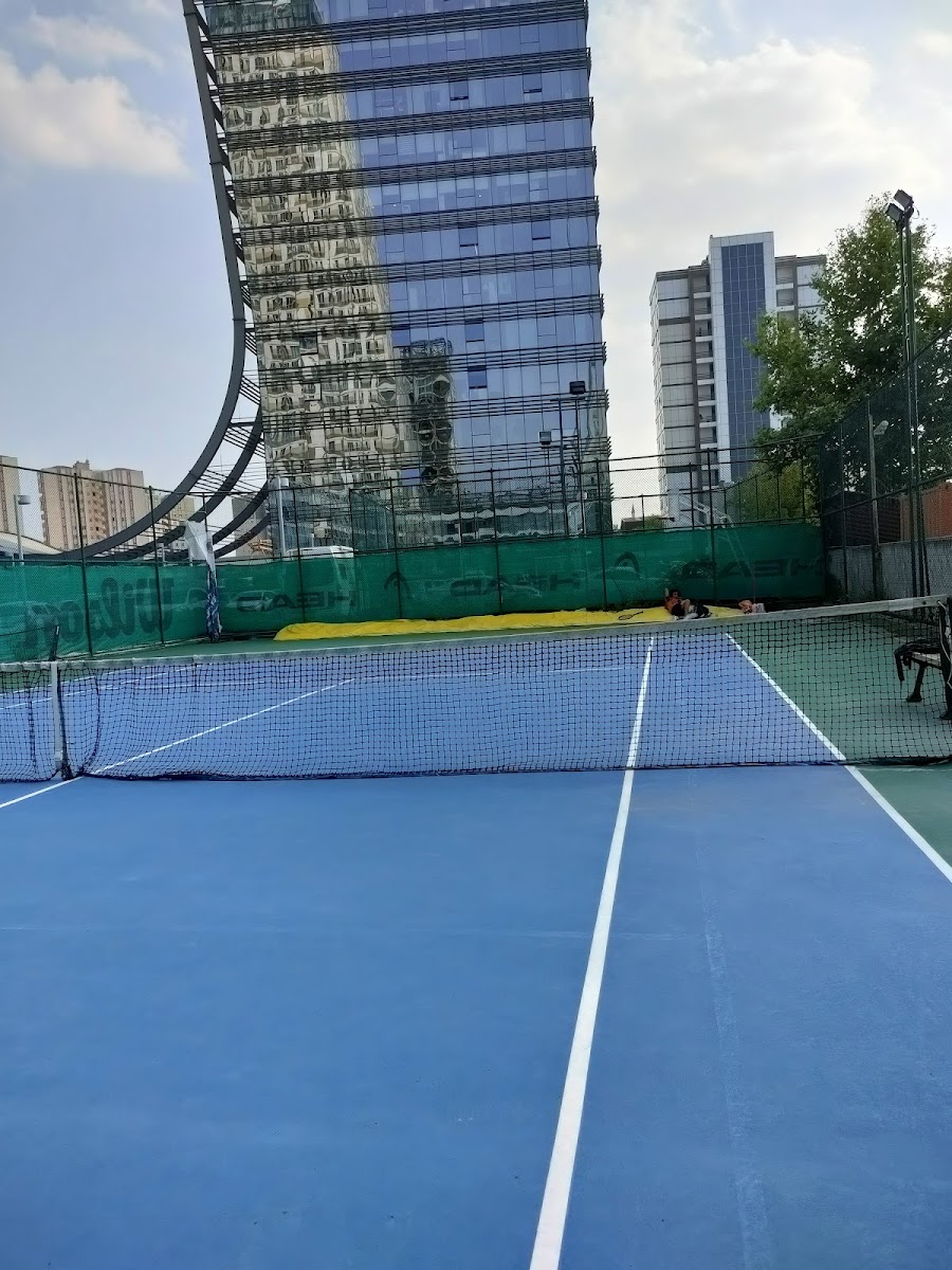 Tenisium Tenis Akademisi - Kartal Spor Tesisi - Görsel 3