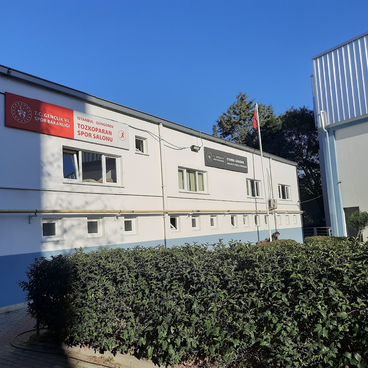 Tozkoparan Kapalı Spor Salonu - Güngören Spor Tesisi - Görsel 2