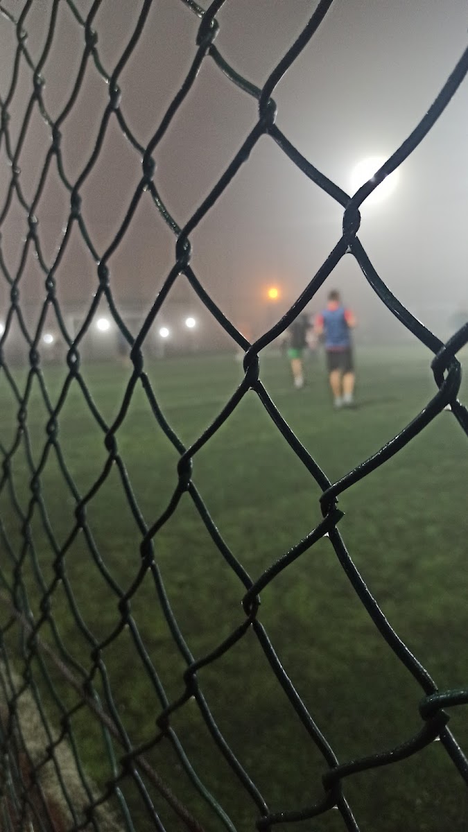 Yedikule Göğüs Hastanesi Yanı Halı Saha - Zeytinburnu Spor Tesisi - Görsel 3