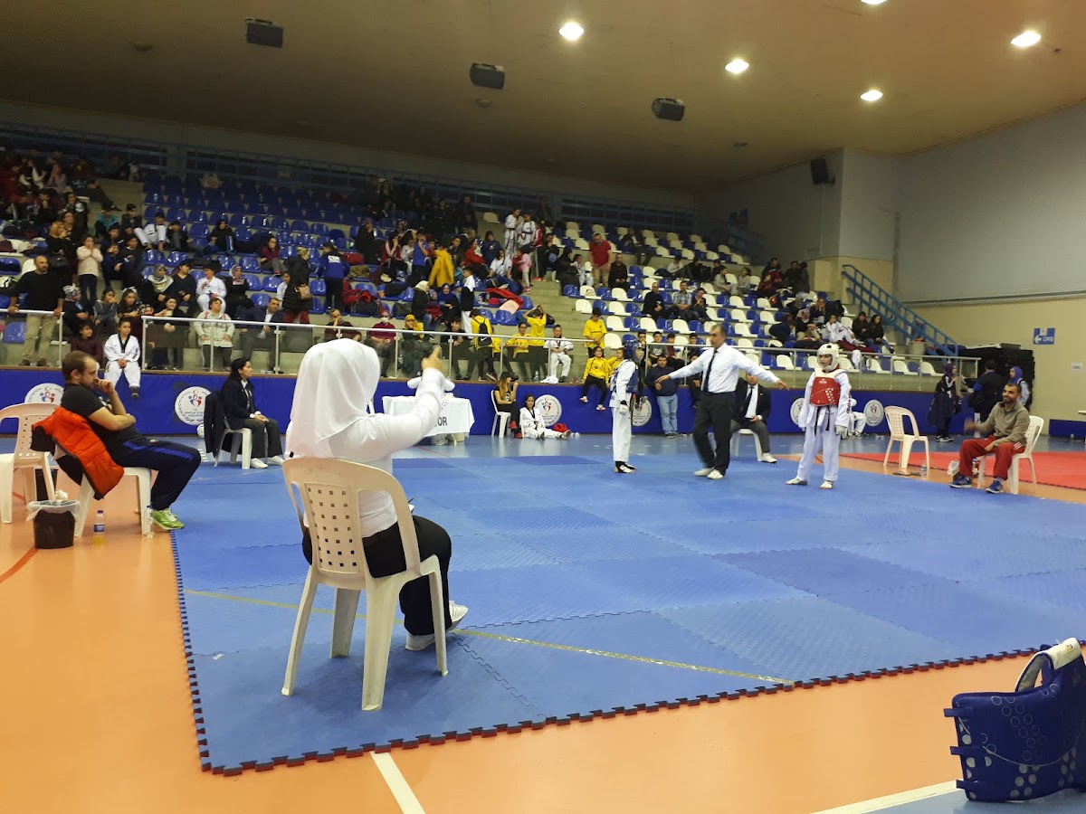 Yusuf Ziya Öniş Stadyumu - Sarıyer Spor Tesisi - Görsel 7